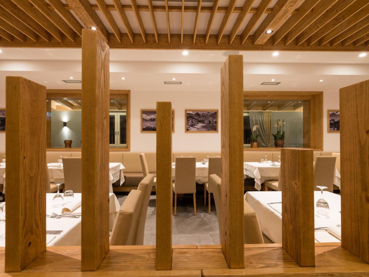 Albergo Dimaro Wellness Hotel ภายนอก รูปภาพ